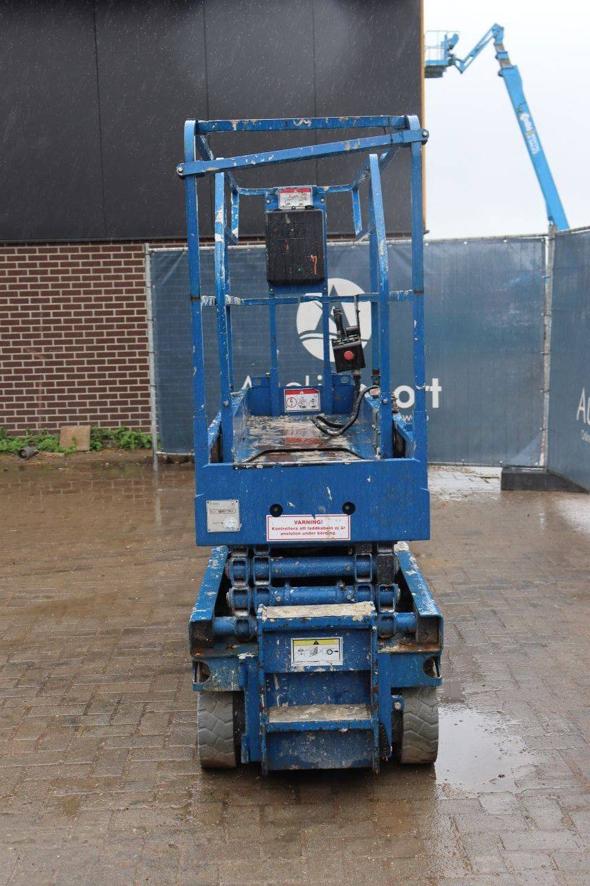 Pinguely-Haulotte Optimum 8 Scissor Lift Electric 230kg 7.7m 2008