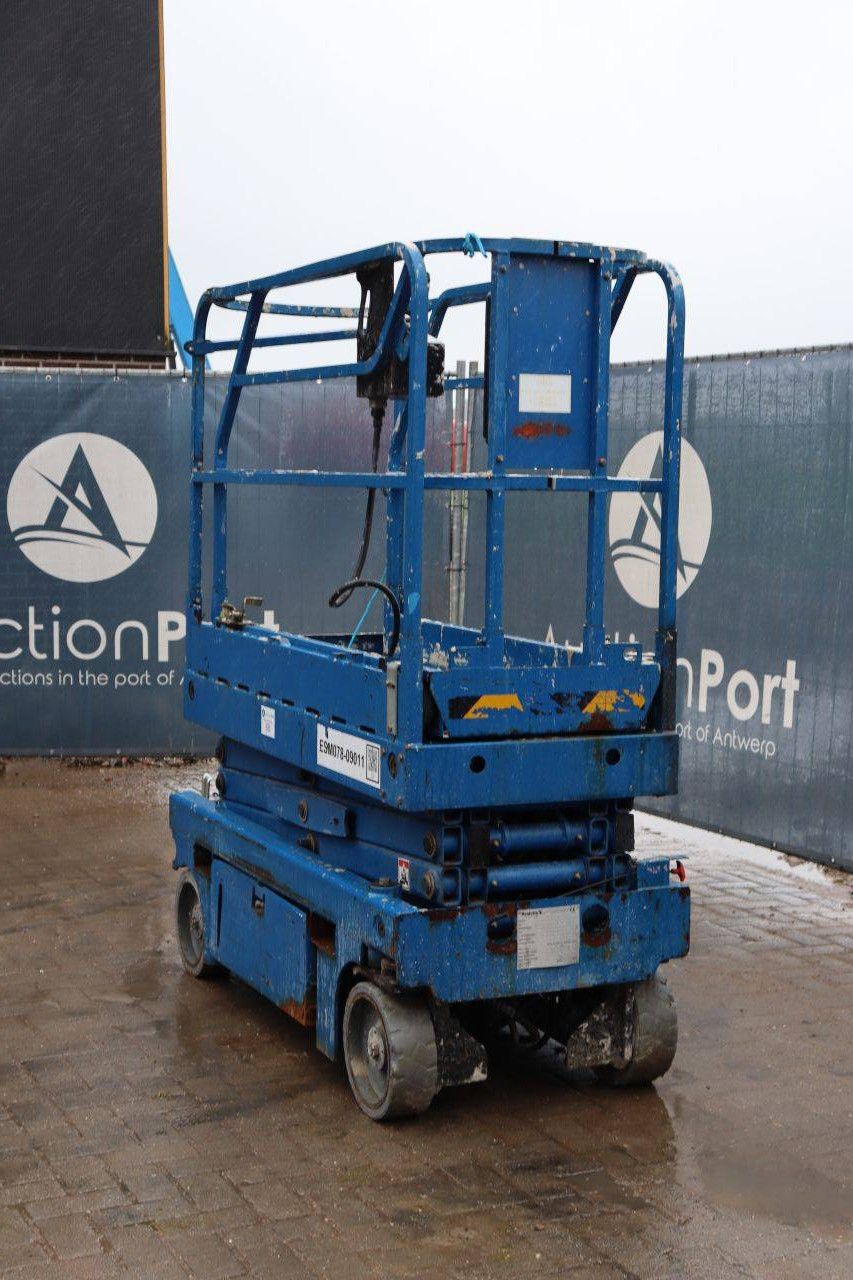 Scherenarbeitsbühne Haulotte Optimum 8 Elektro 230 kg 7,8 m 2008