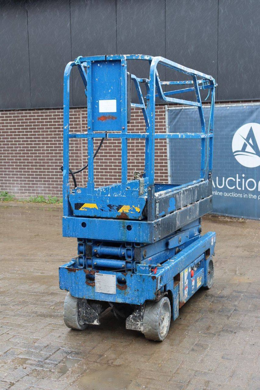 Scherenarbeitsbühne Haulotte Optimum 8 Elektro 230 kg 7,8 m 2008