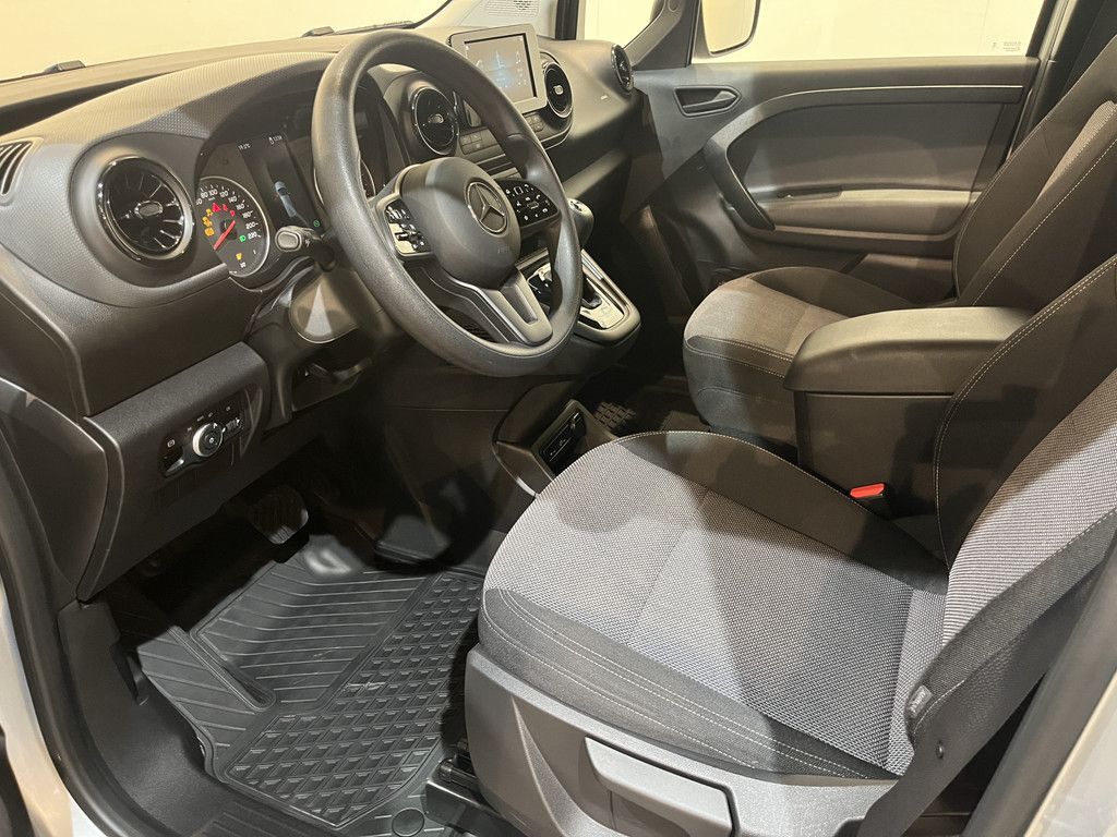 Mercedes-Benz Citan 113 L2 Pro Automaat Benzine / Euro 6 / Airco / CarPlay / Cruise Control / Camera / Trekhaak / LMV / 14.000 KM !!