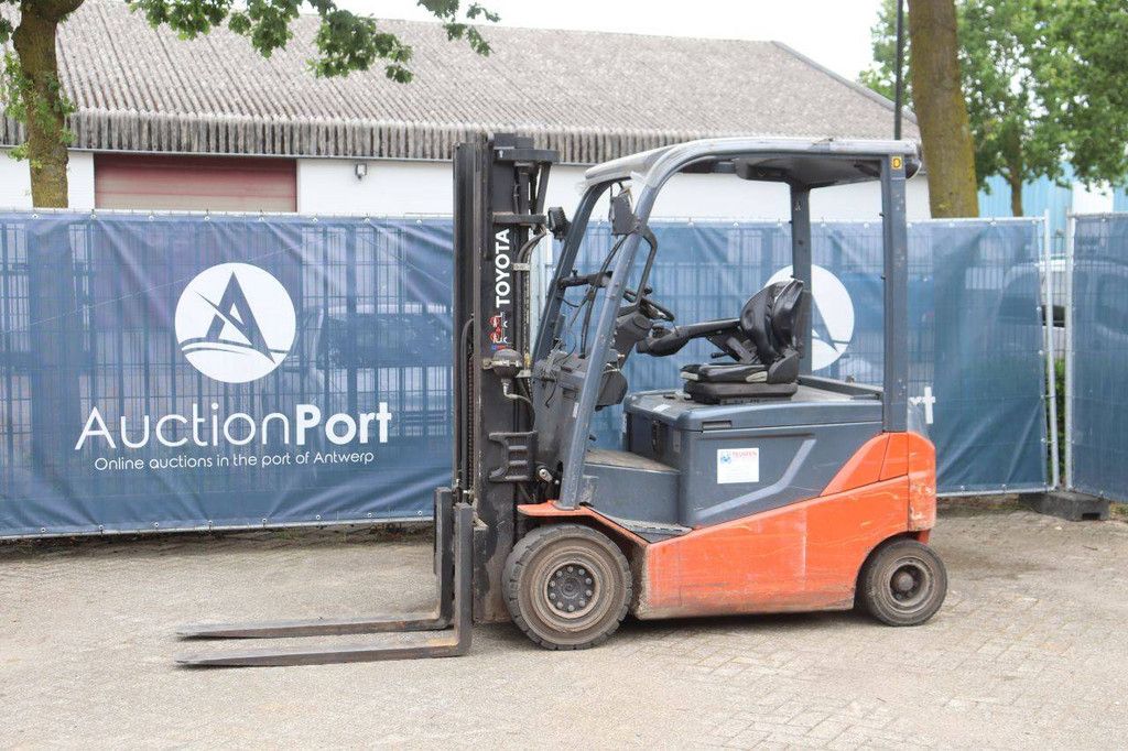 Toyota 8FBMKT25 Electric Forklift 2500kg 4.7m 2016