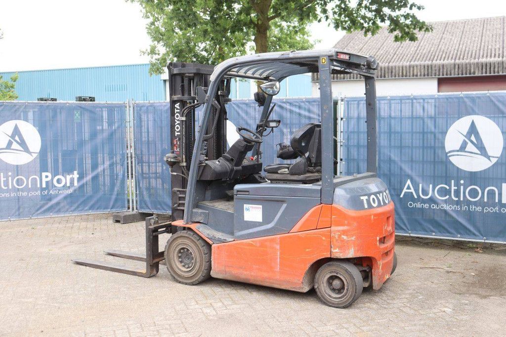 Toyota 8FBMKT25 Electric Forklift 2500kg 4.7m 2016