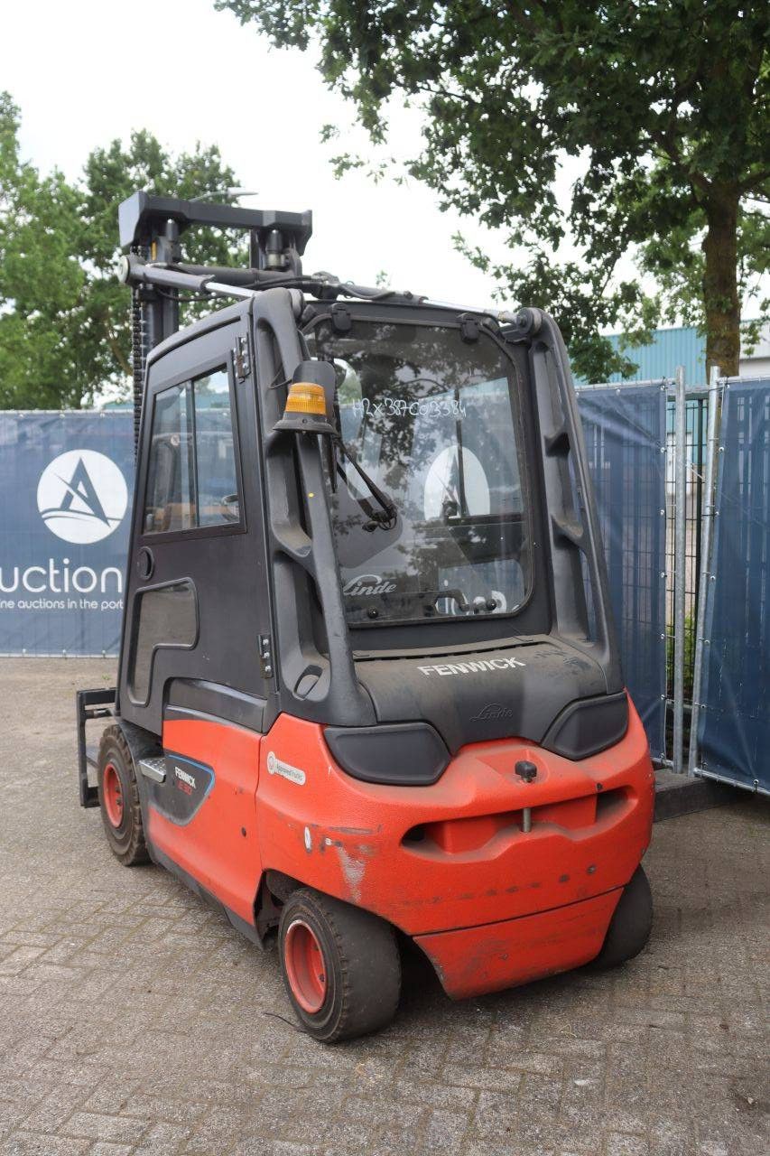 Forklift Fenwick-Linde E30-01 Electric 3000kg 2012