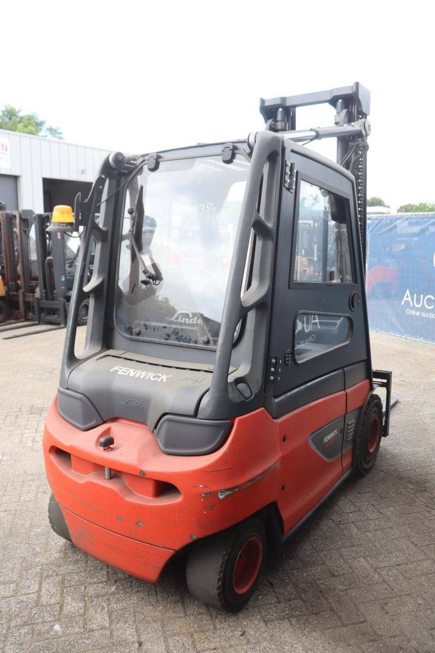 Forklift Fenwick-Linde E30-01 Electric 3000kg 2012