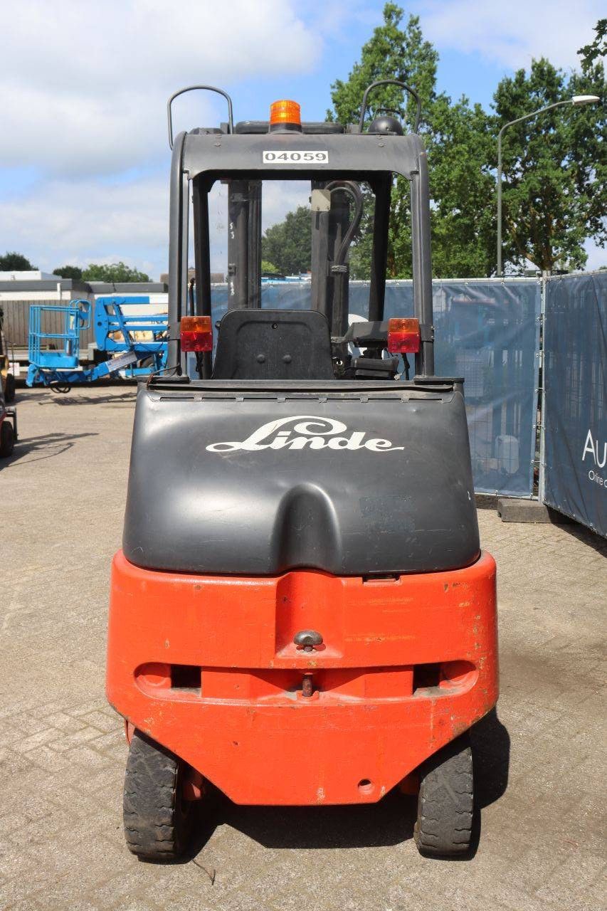 Linde E25/600-02 Electric Forklift 2500kg 2000