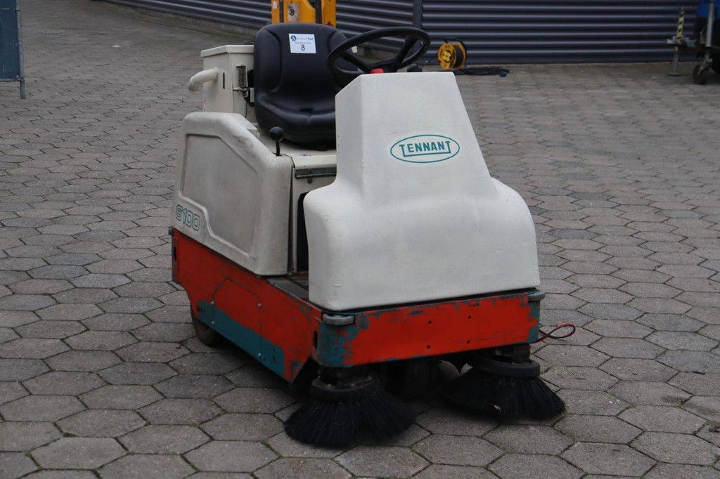 Tennant 6100 Elektro-Kehrmaschine 2017
