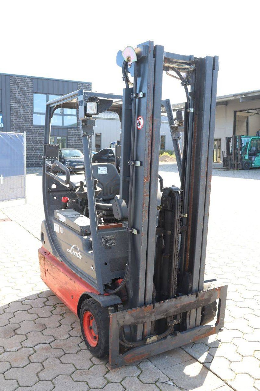 Linde E16C-02 Electric Forklift 1600kg 4.7m 2006 (Margin)