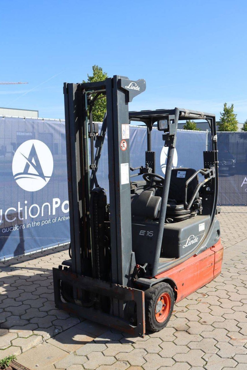 Linde E16C-02 Electric Forklift 1600kg 4.7m 2006 (Margin)