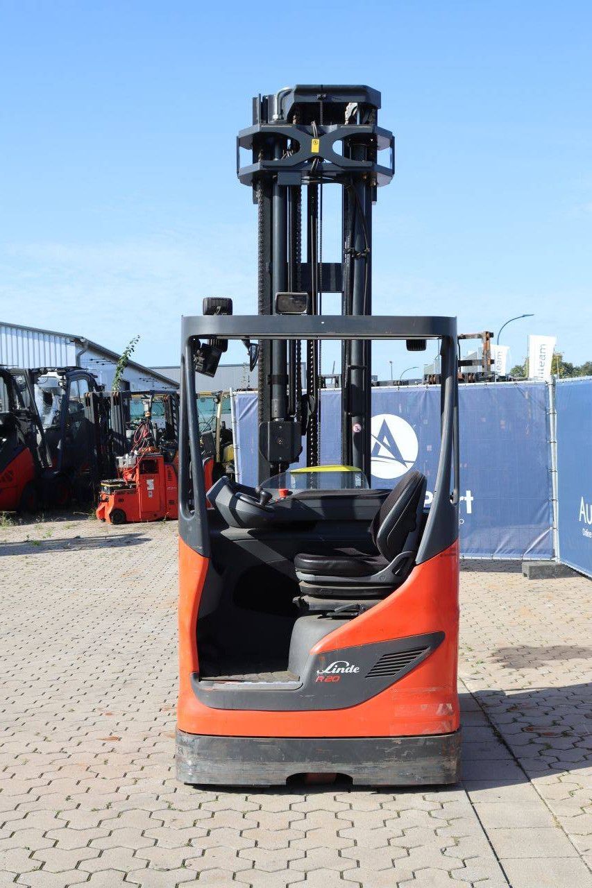 Linde R20-01 Electric Reach Truck 2000kg 4.5m 2018