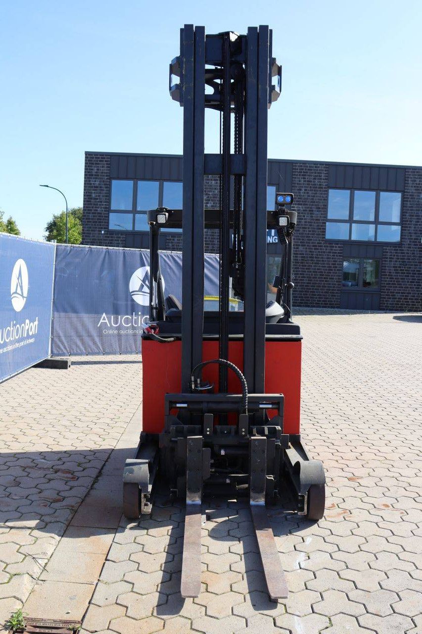 Linde R20-01 Electric Reach Truck 2000kg 4.5m 2018