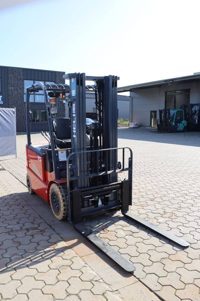 Gabelstapler Heli CPD25 Elektro 2500 kg 4,7 m Neu
