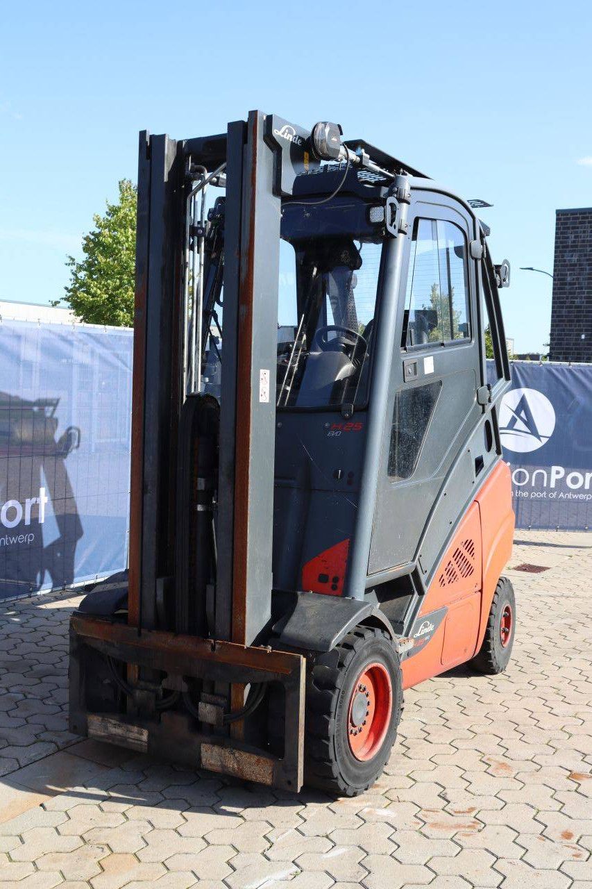 Linde H25D-02/600 Diesel-Gabelstapler 2500 kg 4,6 m 2019
