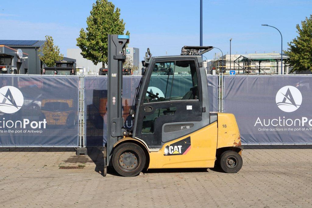 Caterpillar EP40-2 Elektrogabelstapler 4000 kg 3,3 m 2015