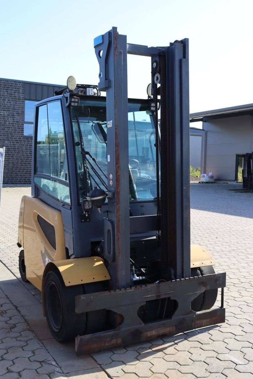 Caterpillar EP40-2 Elektrogabelstapler 4000 kg 3,3 m 2015