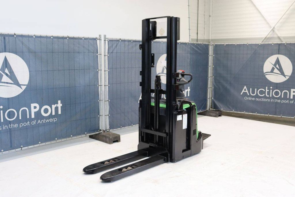 Stacker BT SPE120 Electric 1200kg 3.3m 2016