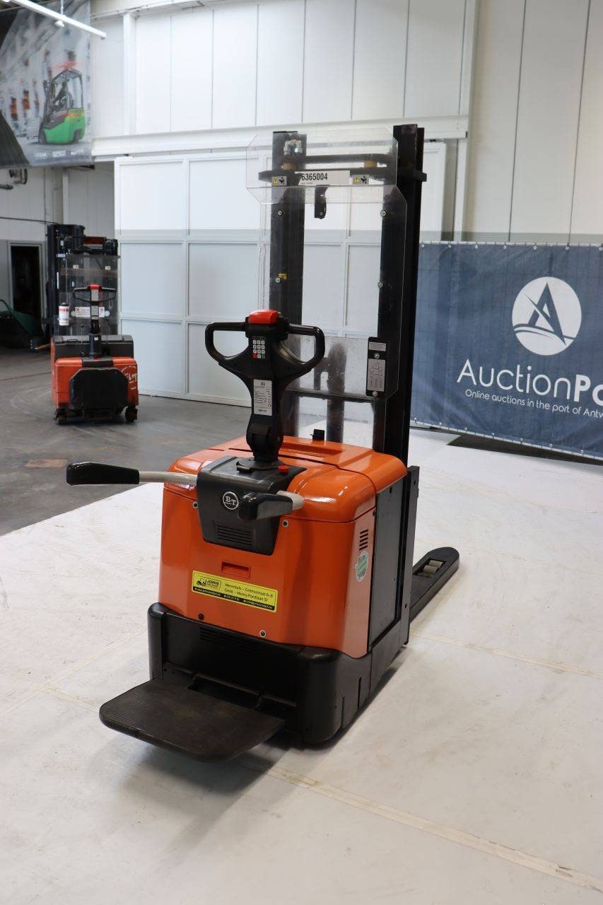 Stacker BT SPE125L Electric 1250kg 3.3m 2015