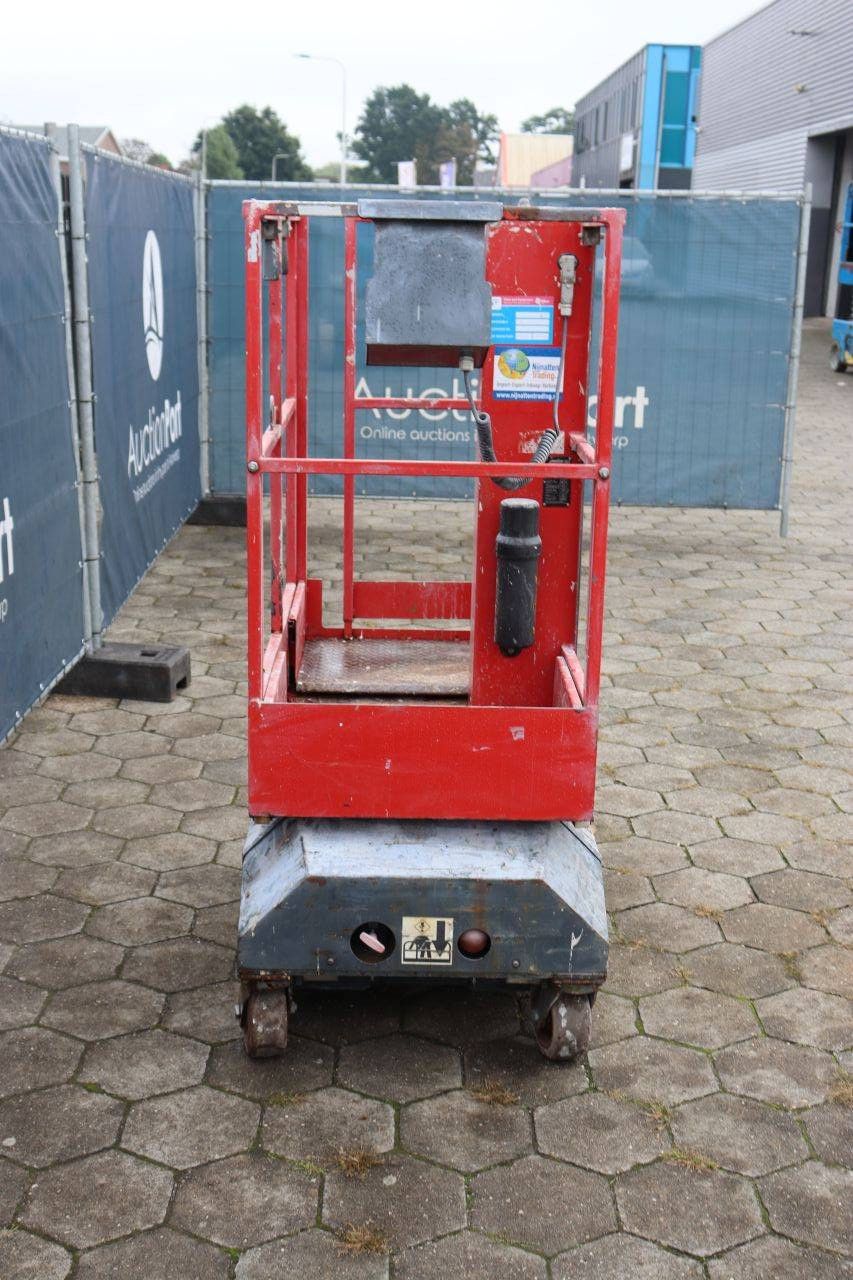 Mast lift Braviisol Lui Mini Electric 4.9m 2015