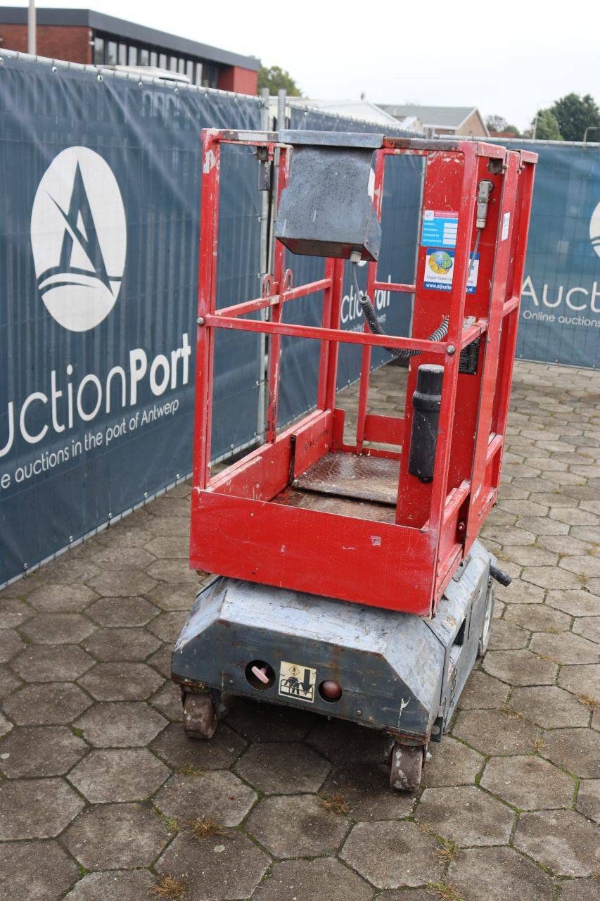 Mast lift Braviisol Lui Mini Electric 4.9m 2015