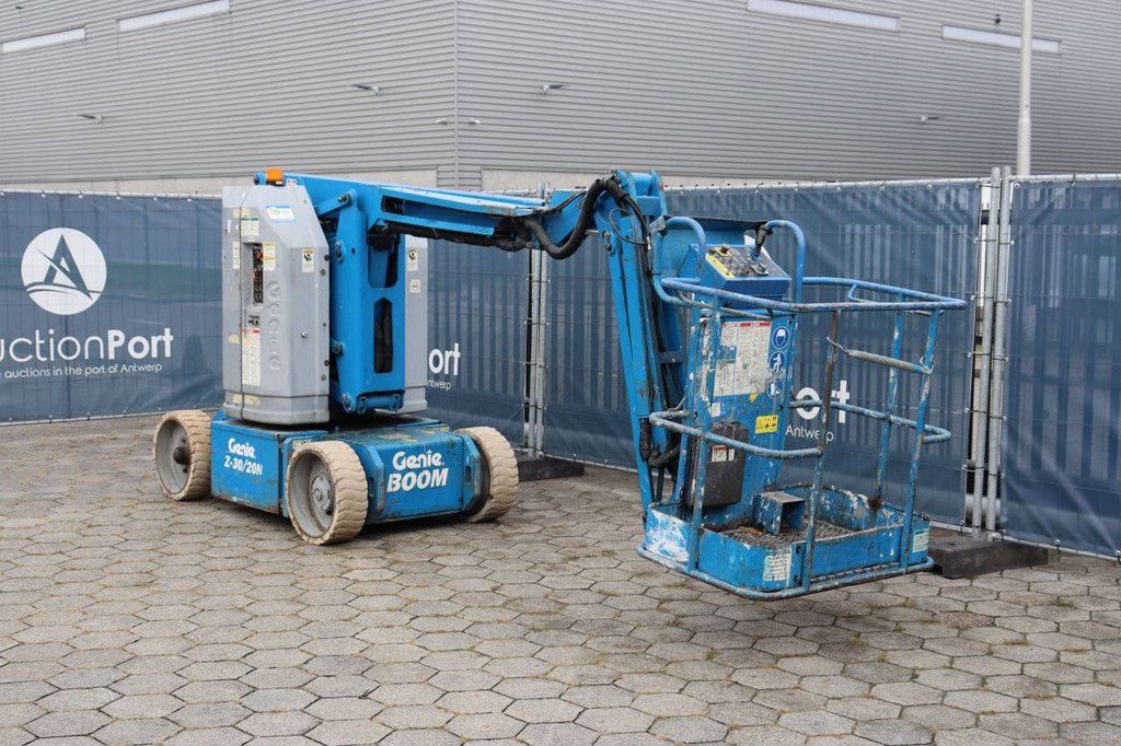 Genie Z-30/20N Electric Articulated Boom Lift 11.1m 2002