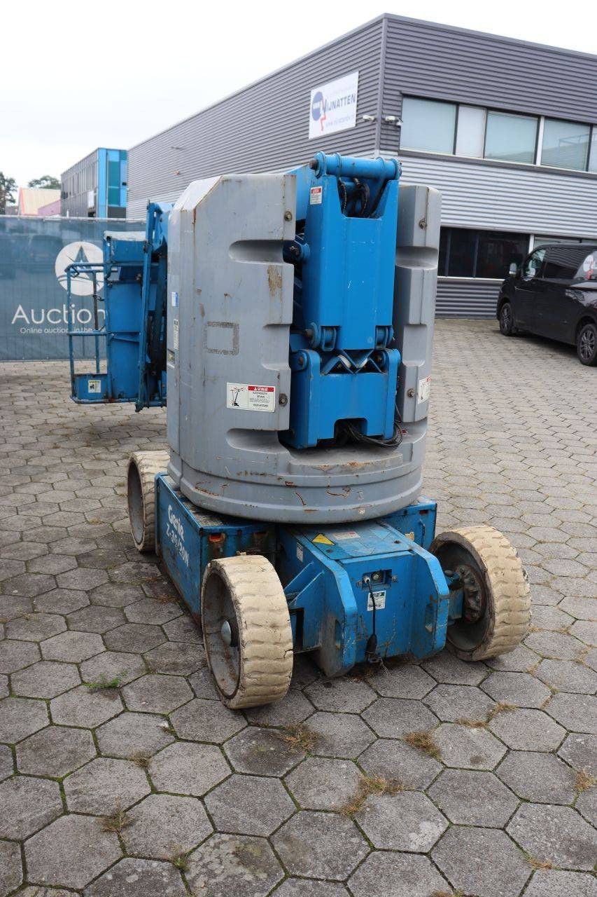 Genie Z-30/20N Electric Articulated Boom Lift 11.1m 2002