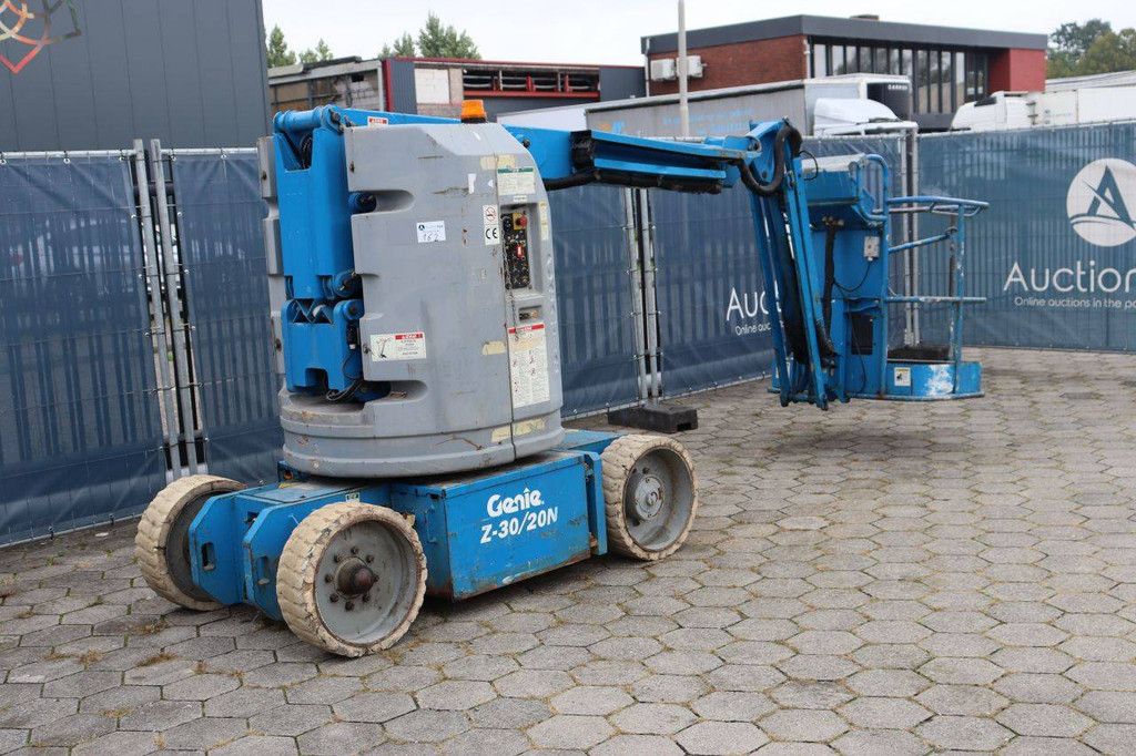 Genie Z-30/20N Electric Articulated Boom Lift 11.1m 2002