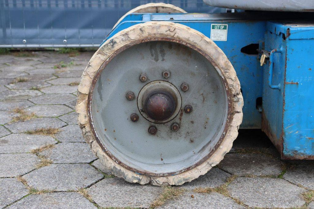 Genie Z-30/20N Electric Articulated Boom Lift 11.1m 2002