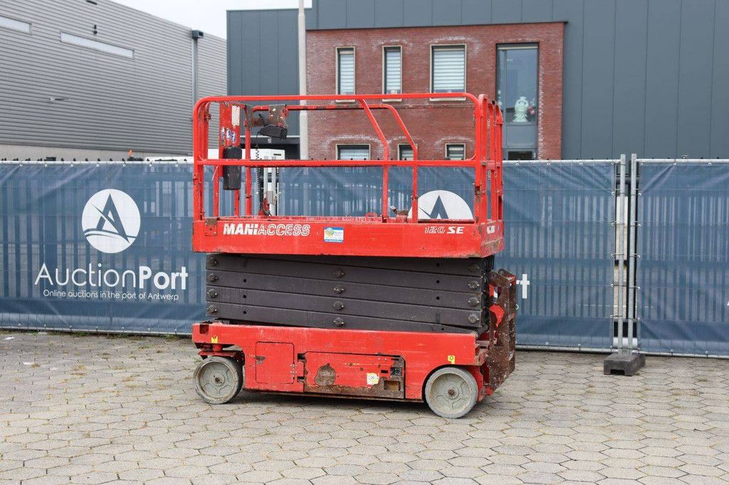 Manitou 120SE Elektrische Scherenbühne 11,75 m 2014
