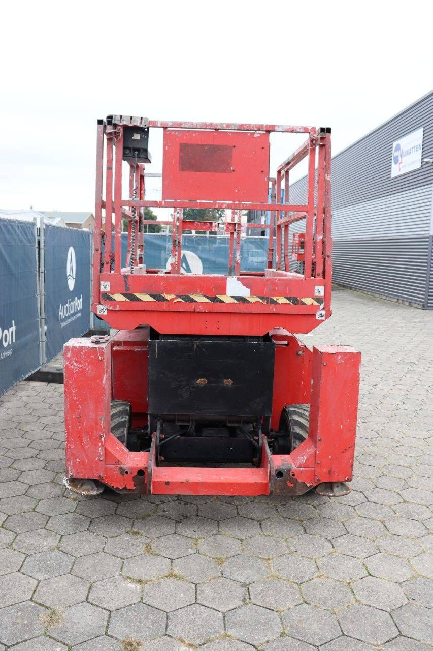 Manitou 120SC Diesel-Scherenarbeitsbühne 11,96 m 2010
