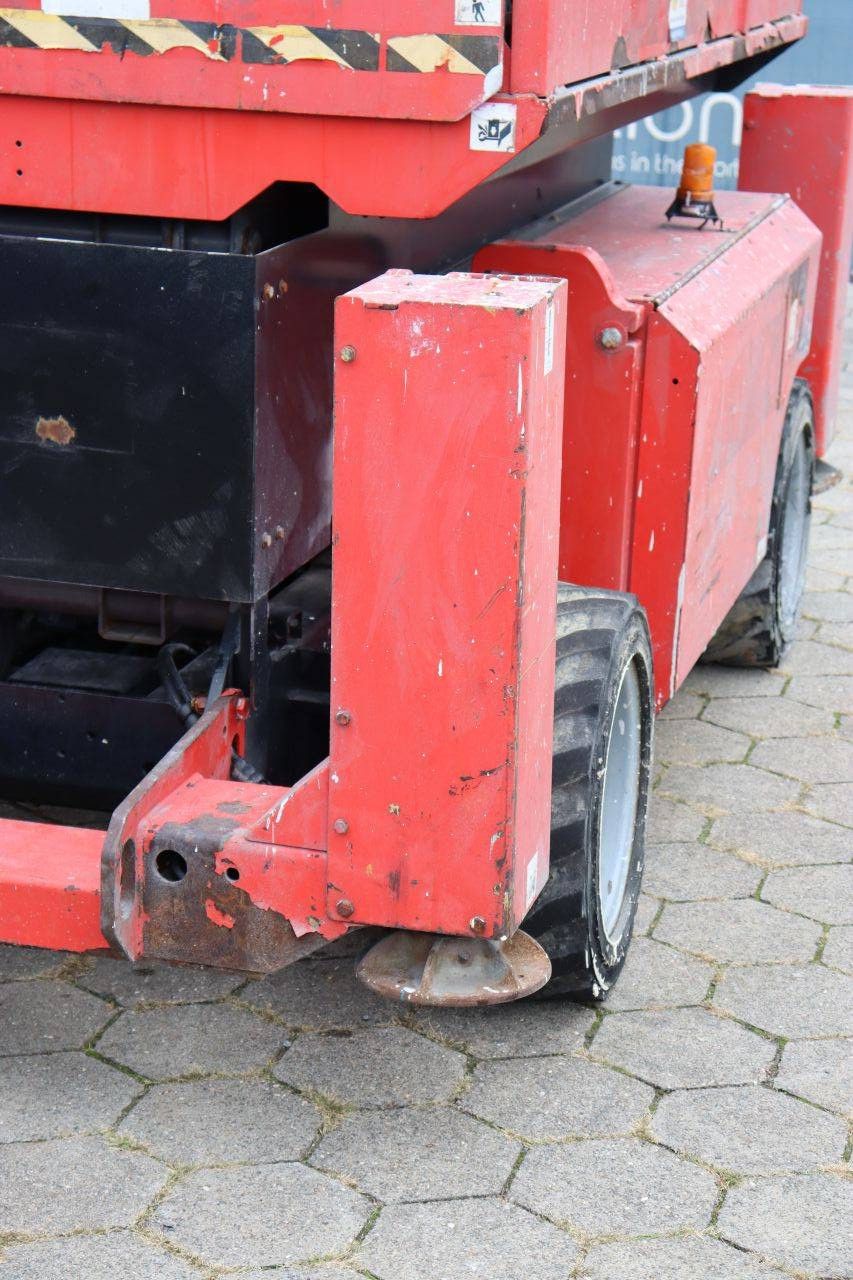 Manitou 120SC Diesel-Scherenarbeitsbühne 11,96 m 2010