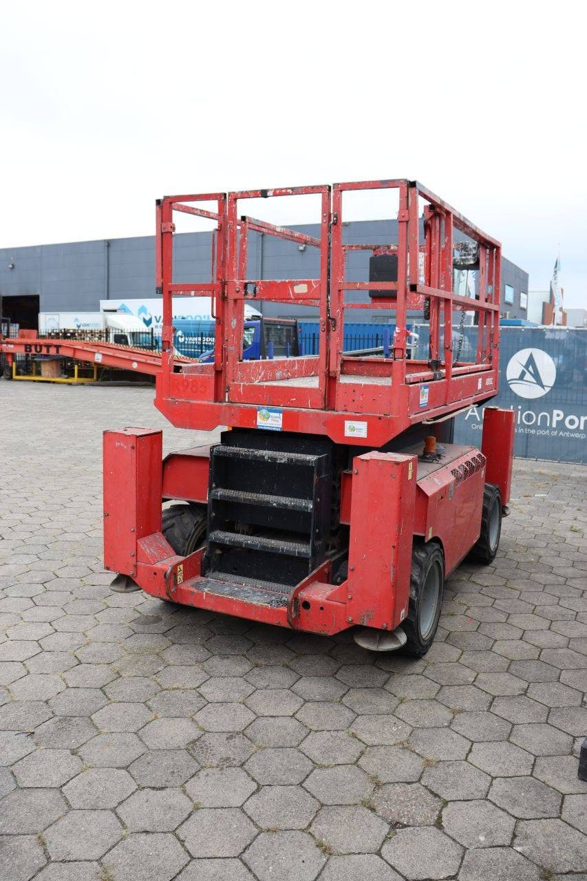 Scherenarbeitsbühne Manitou 120SC Diesel 11,96 m 2011