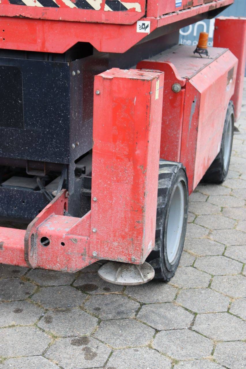 Scherenarbeitsbühne Manitou 120SC Diesel 11,96 m 2011