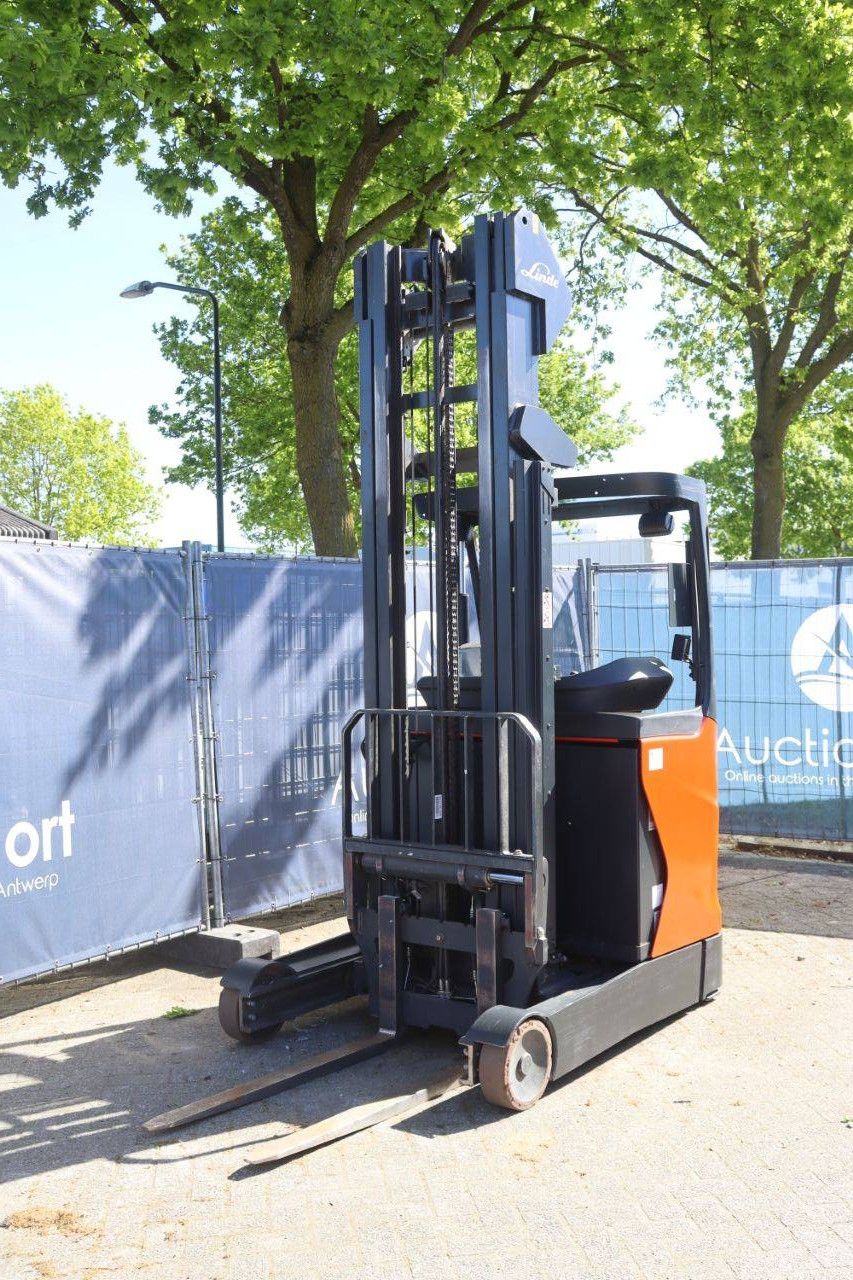Linde R14-01 Electric Reach Truck 1400kg 2017