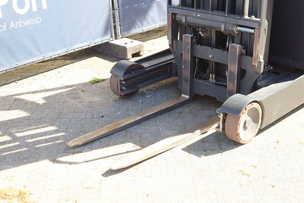 Linde R14-01 Electric Reach Truck 1400kg 2017
