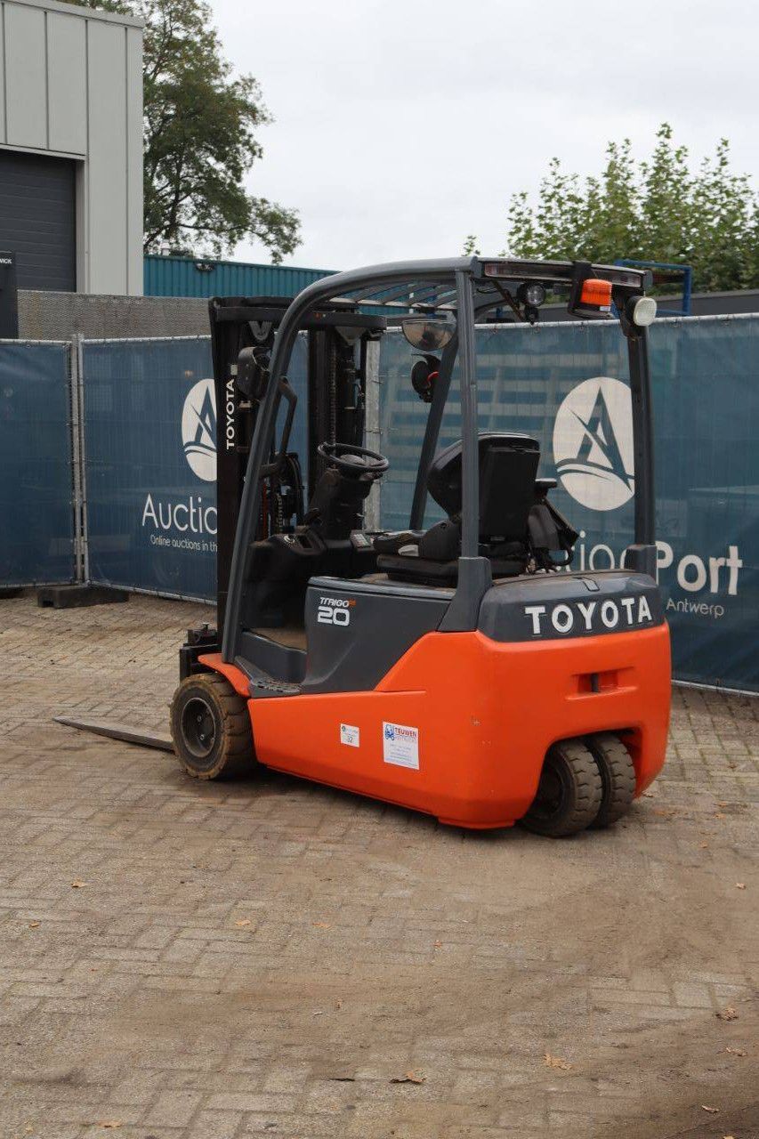 Toyota 8FBE20T Electric Forklift 2000kg 4.3m 2018