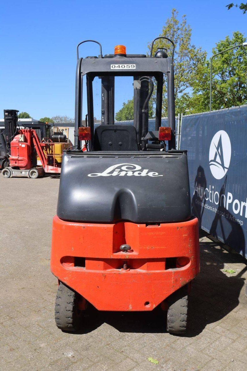 Linde E25/600-02 Electric Forklift 2500kg 7m 2003