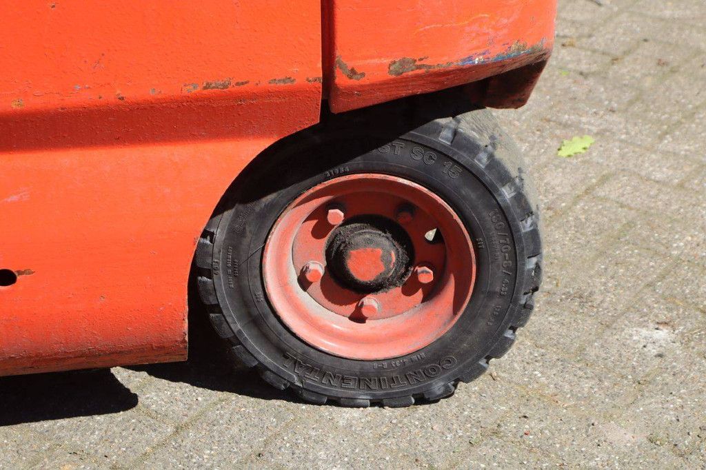 Linde E25/600-02 Electric Forklift 2500kg 7m 2003