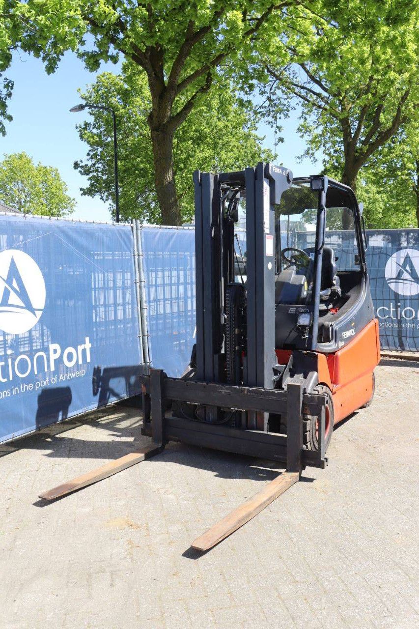 Linde E30-600 Electric Forklift 3000kg 7.0m 2008