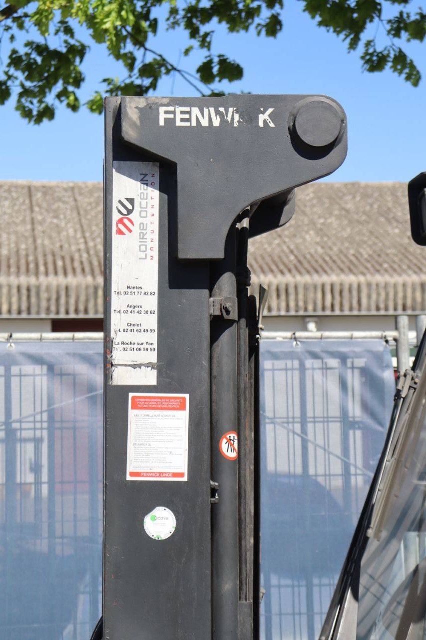 Linde E30-600 Electric Forklift 3000kg 7.0m 2008