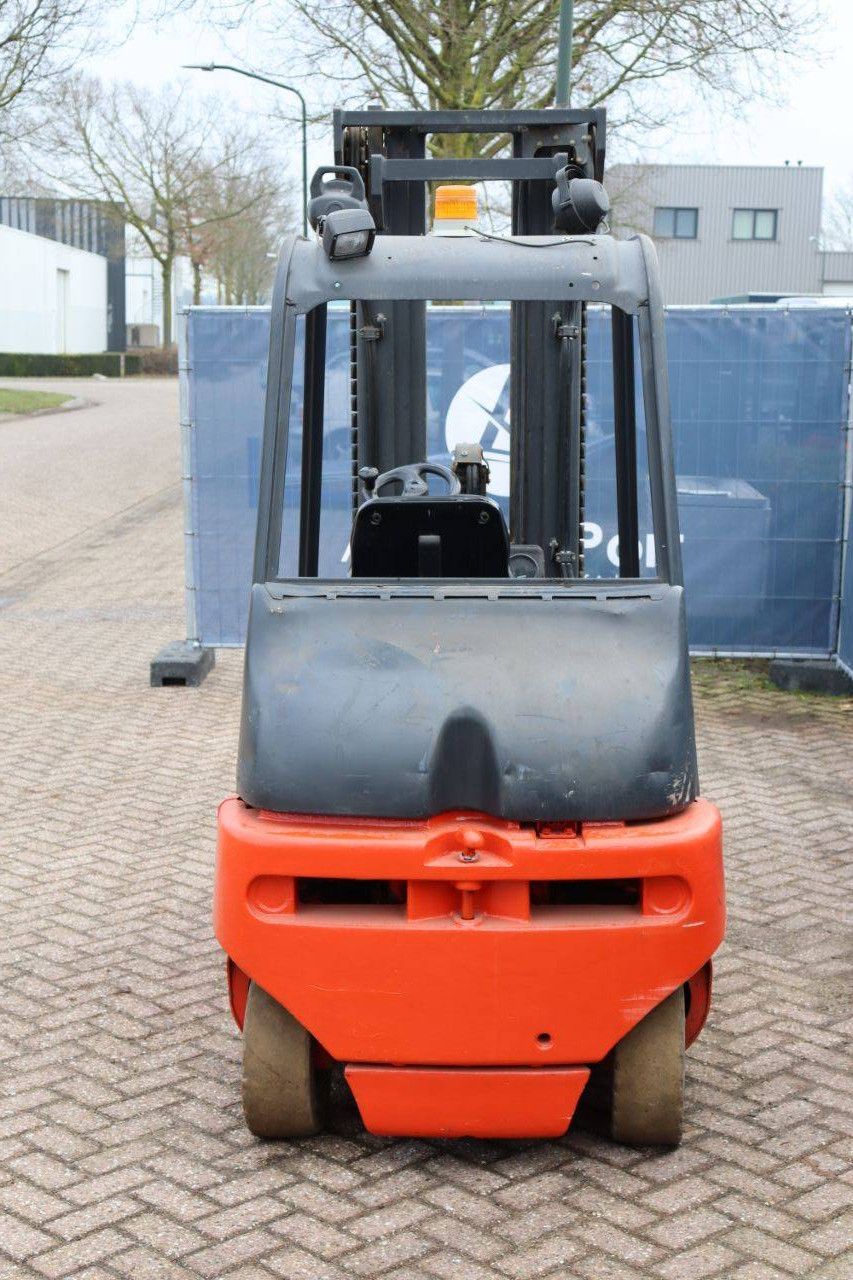 Linde E30-01 Elektrogabelstapler 3000 kg 5,2 m 1997