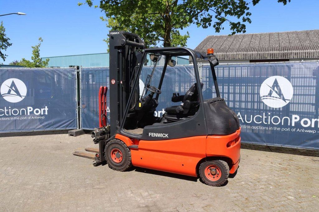 Heftruck Linde E25-02 Elektrisch 2500kg 5.3m 2011
