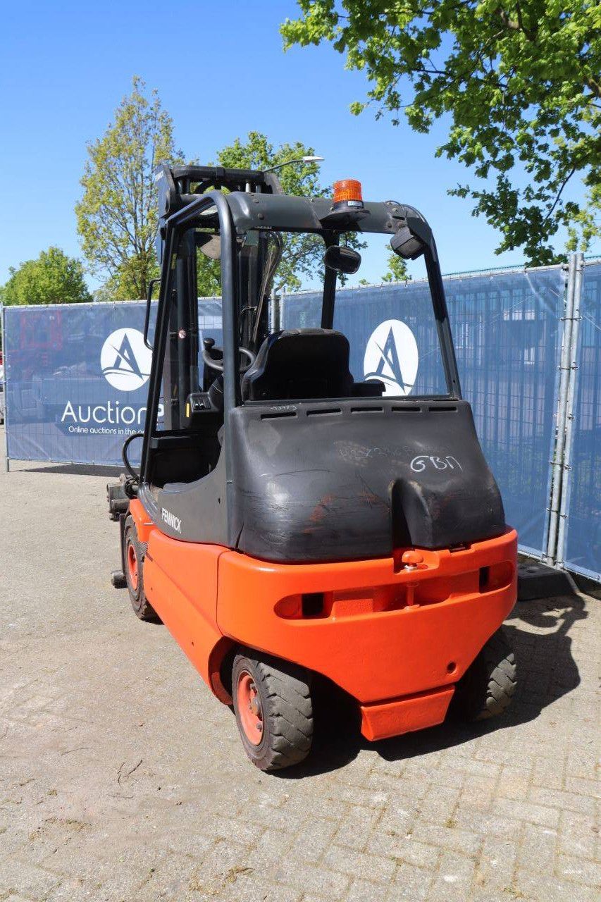 Heftruck Linde E25-02 Elektrisch 2500kg 5.3m 2011
