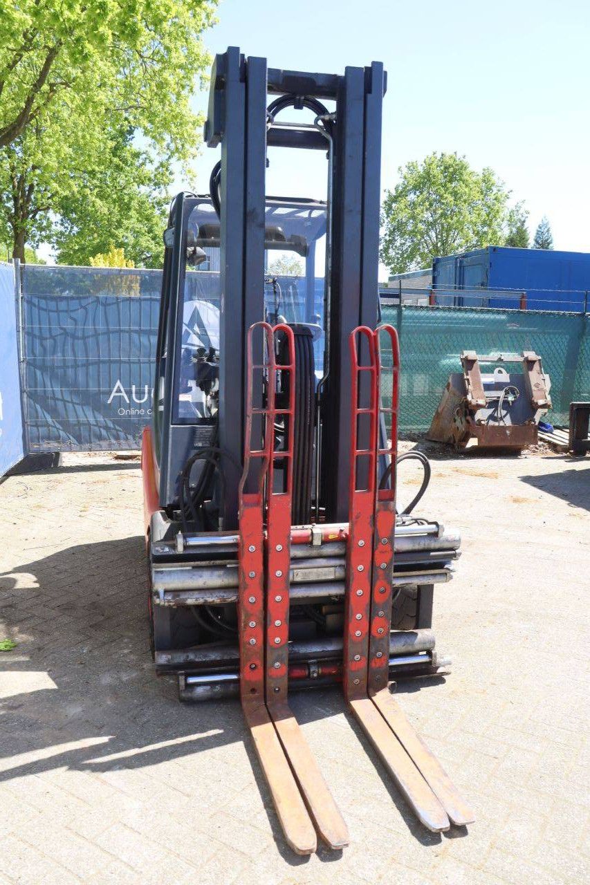 Heftruck Linde E25-02 Elektrisch 2500kg 5.3m 2011