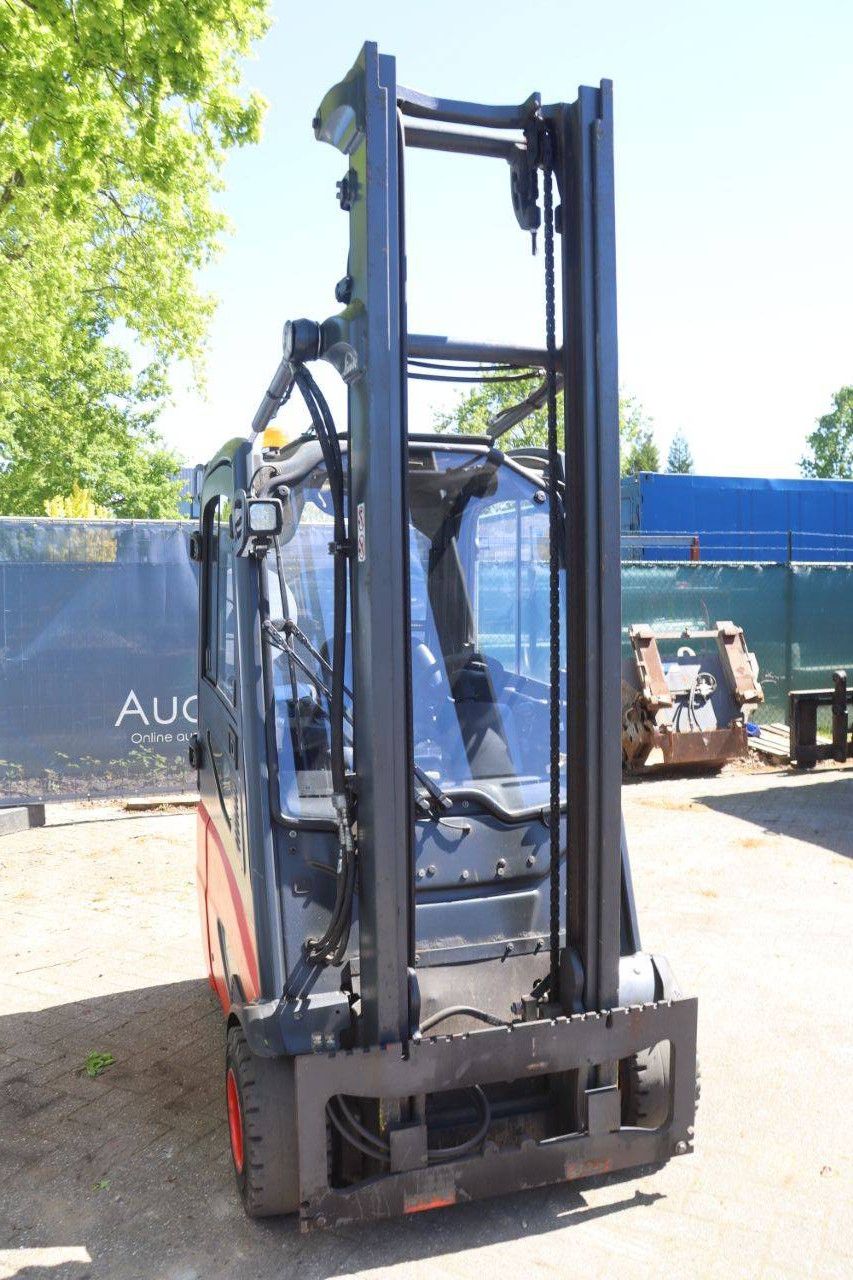 Linde E18 Electric Forklift 1800kg 4.25m