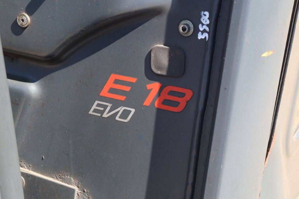 Linde E18 Electric Forklift 1800kg 4.25m