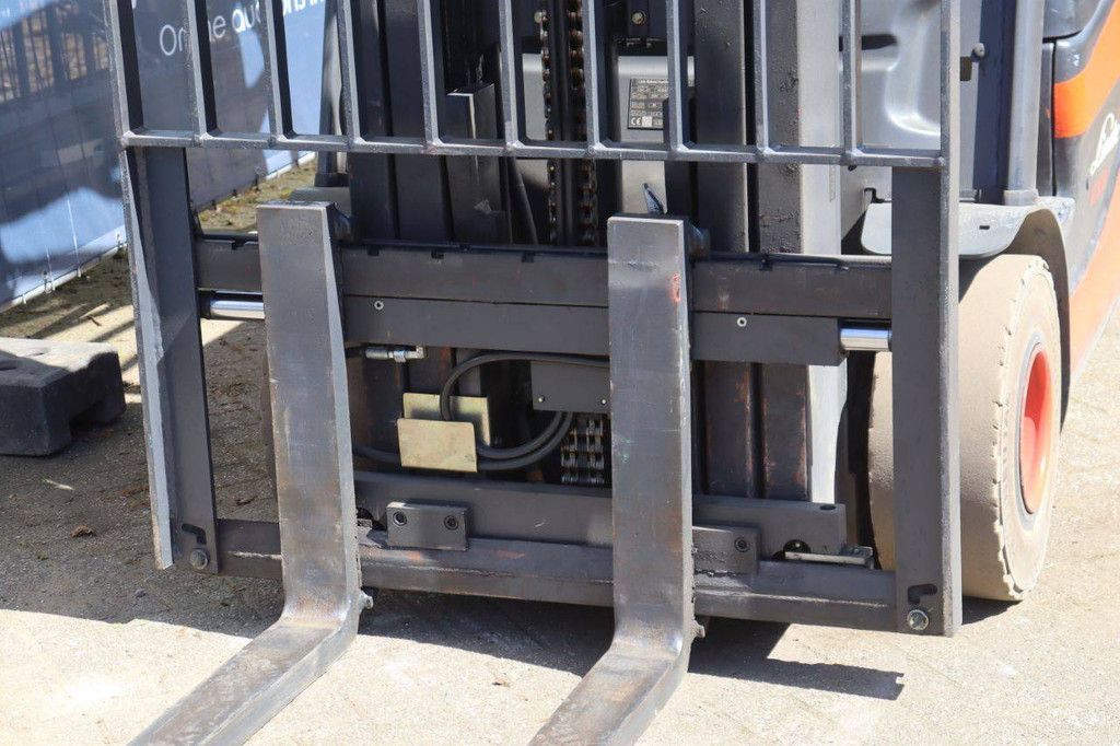 Forklift Linde E30L-01 Electric 3000kg 6m 2016