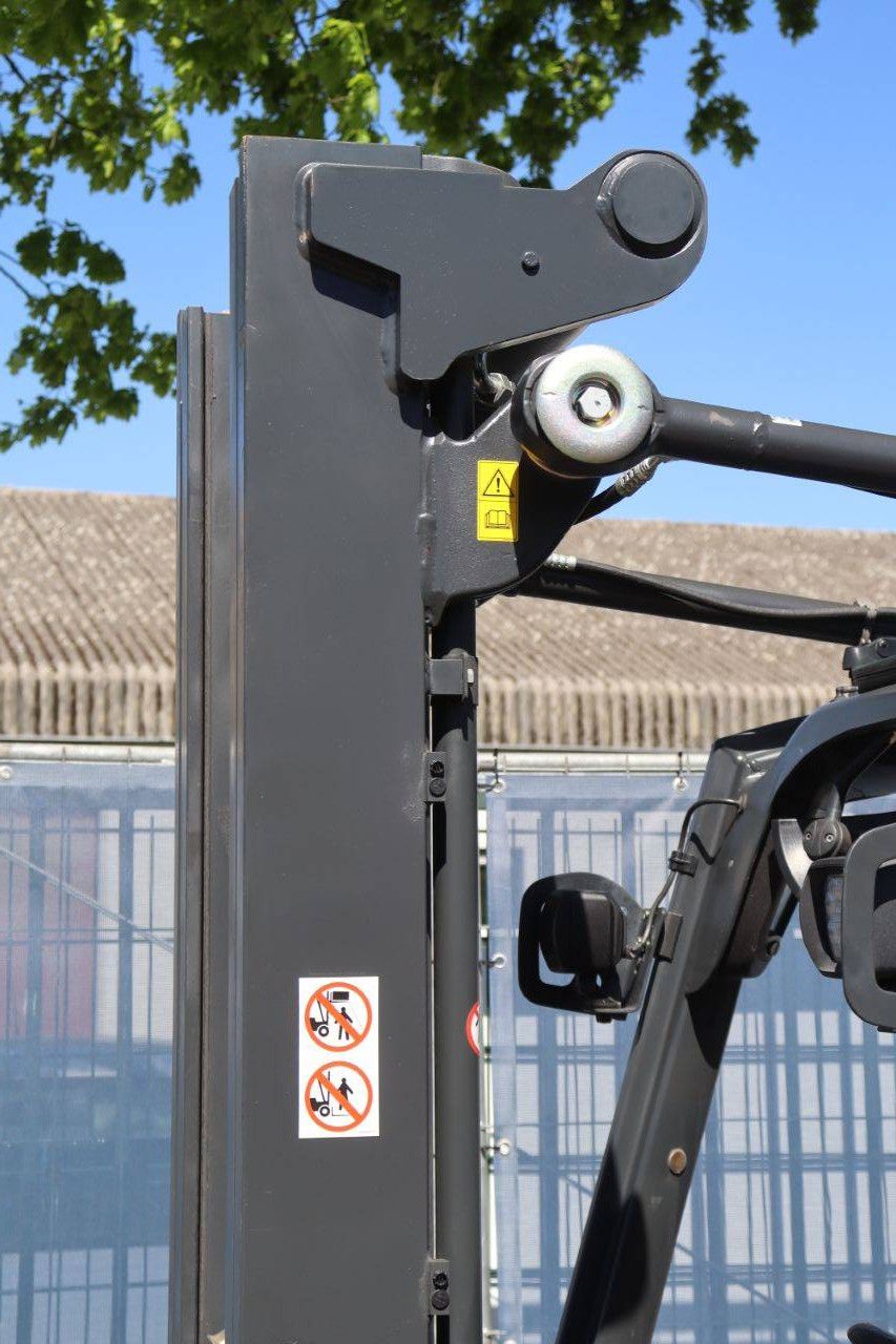 Forklift Linde E14-02 Electric 1400kg 7m 2017