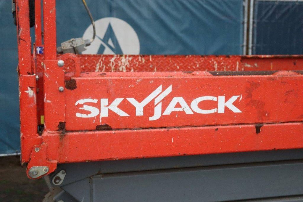 Skyjack SJIII 4632 Electric Scissor Lift 11.75m 2016