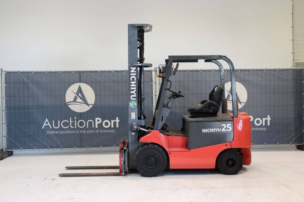 Nichiyu FB25PN-75-600MSF Elektrogabelstapler 1350 kg 6,0 m