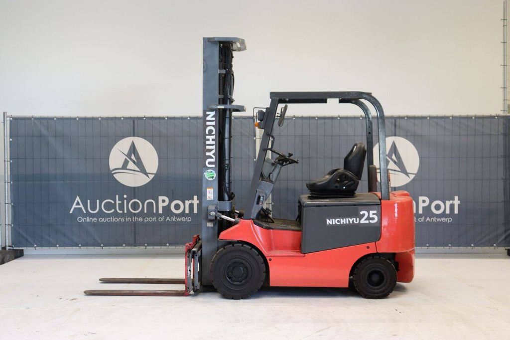 Nichiyu FB25PN-75-600MSF Elektrogabelstapler 1350 kg 6,0 m