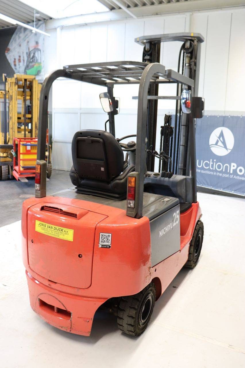 Nichiyu FB25PN-75-600MSF Elektrogabelstapler 1350 kg 6,0 m